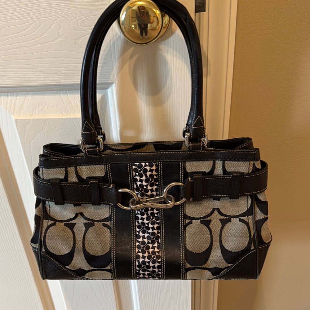 Coach Black and Gray Shoulder Bag